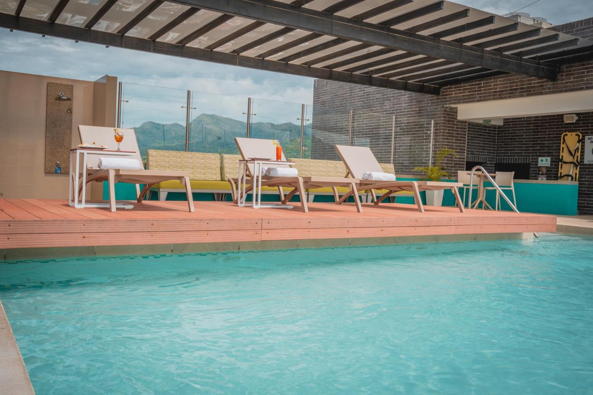 Holiday Inn Express Yopal By Ihg Zewnętrze zdjęcie