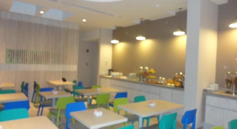 Holiday Inn Express Yopal By Ihg Zewnętrze zdjęcie